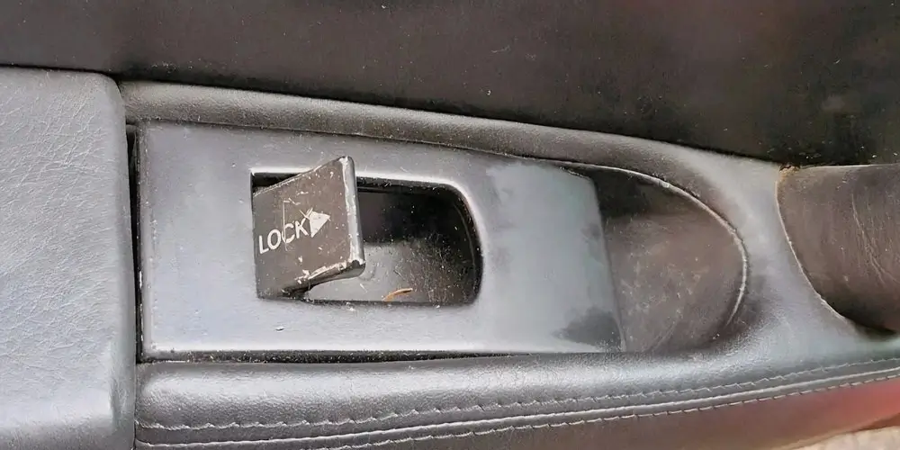 Plastique collant avant 2