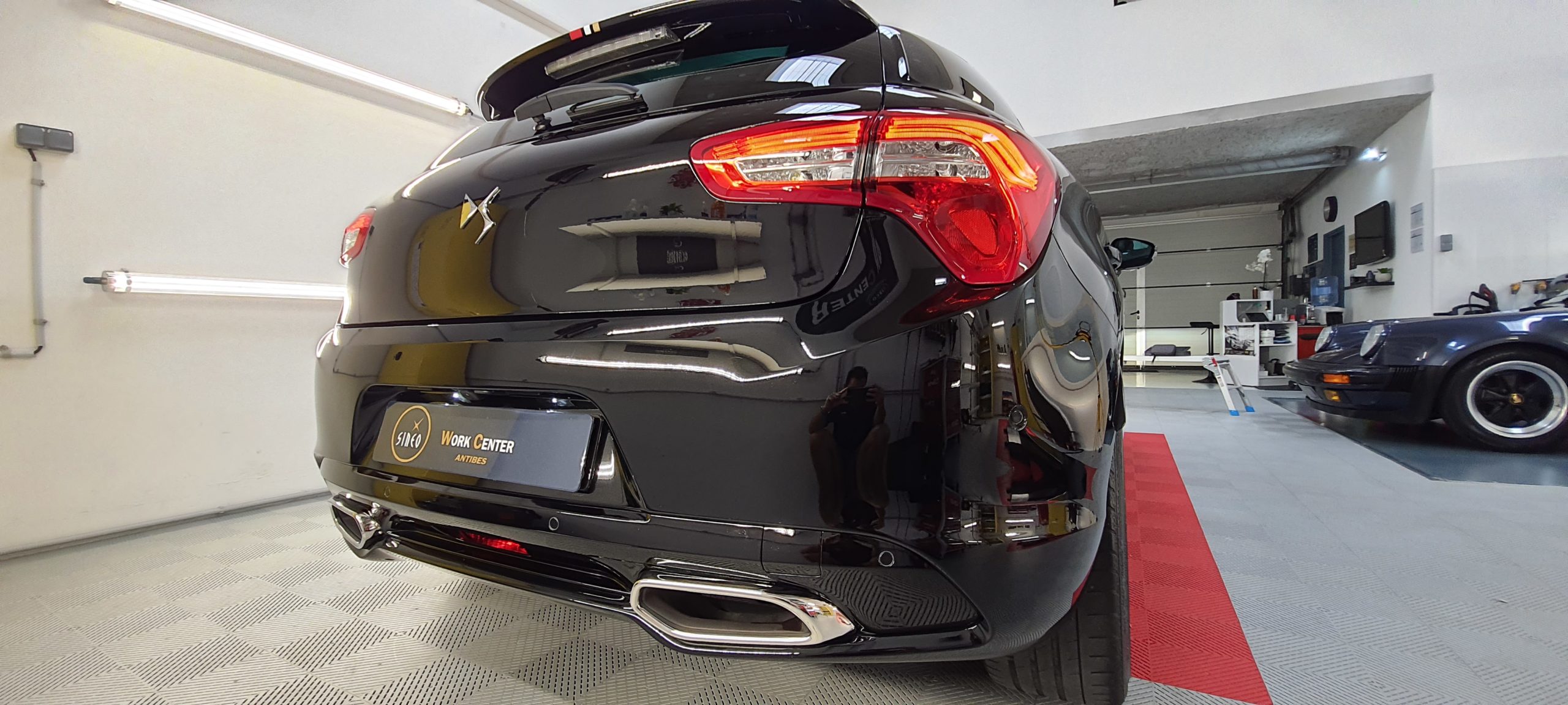 Pose d'un traitement carrosserie Ceramic-guard Si Carbon Cartec DS Automobile DS5 Performance-Line