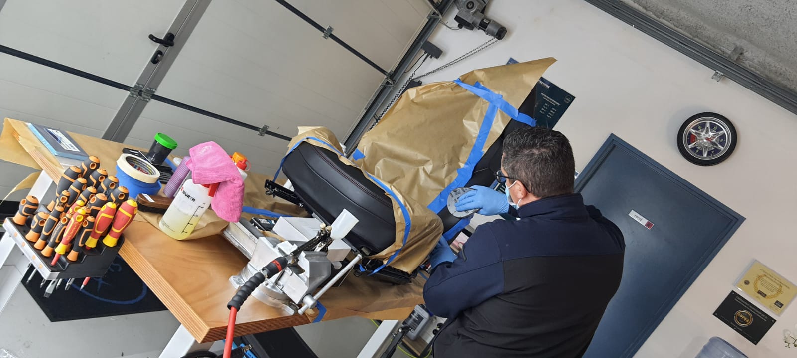 Réparation et repigmentation des cuirs avec la gamme COLOURLOCK